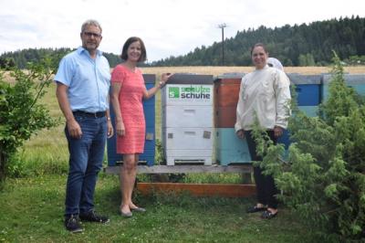 PATENSCHAFT FÜR UNSERE BIENEN